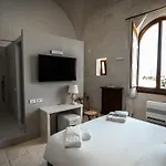 Masseria Torleanzi Wine Relais سان بييترو فيرنوتيكو