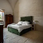 Masseria Torleanzi Wine Relais منتجع