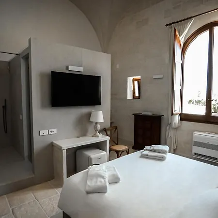 Masseria Torleanzi Wine Relais San Pietro Vernotico