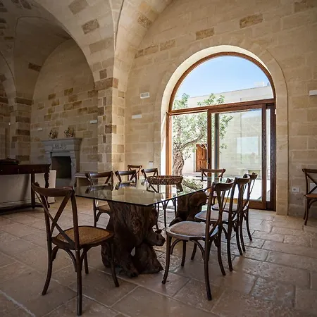 منتجع Masseria Torleanzi Wine Relais