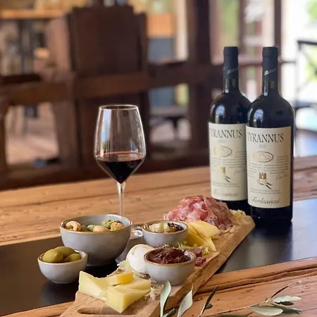 Masseria Torleanzi Wine Relais Rezort San Pietro Vernotico